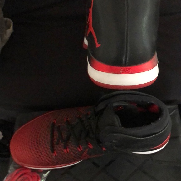 Men’s Jordan’s - Picture 5 of 8